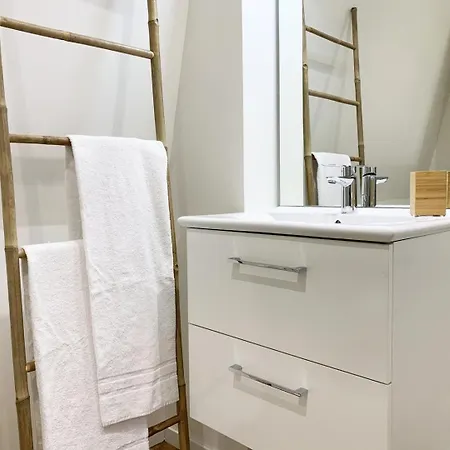 Monet - Appartement Pour 2 Personnes Chartres Exterior foto