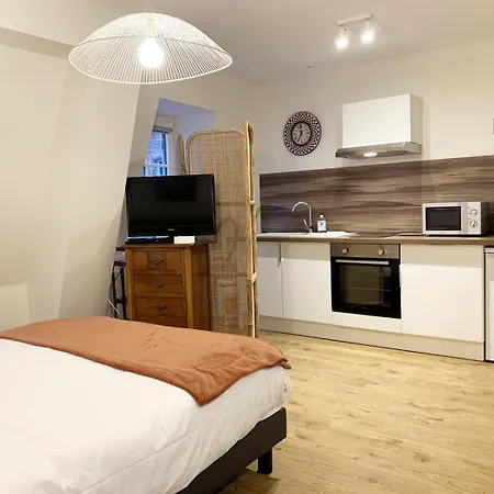 Monet - Appartement Pour 2 Personnes Chartres Exterior foto